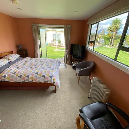 Cosy, Central Greytown Sleepout Exteriér fotografie