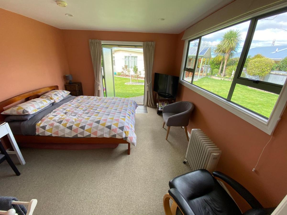 Cosy, Central Greytown Sleepout Exteriér fotografie